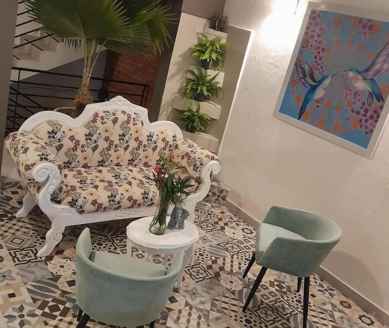 Aw Hotel Puerta De San Cayetano カリ